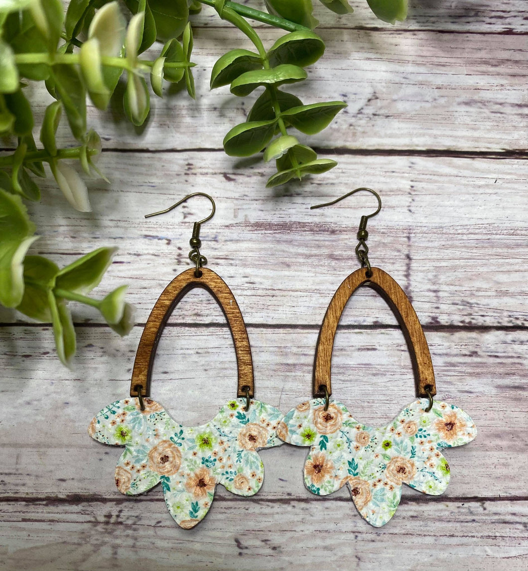 Peachy Floral Arch earring