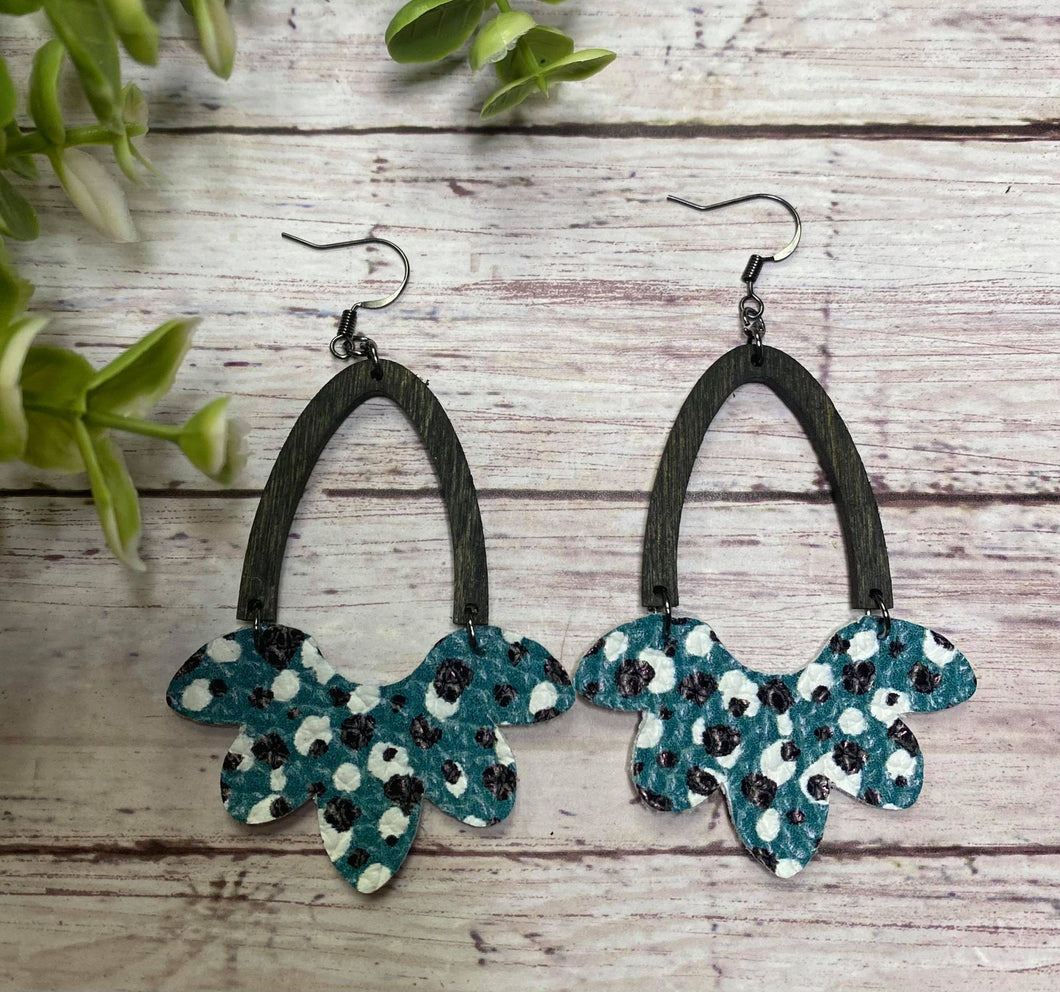 Turquoise Leopard Arch earring