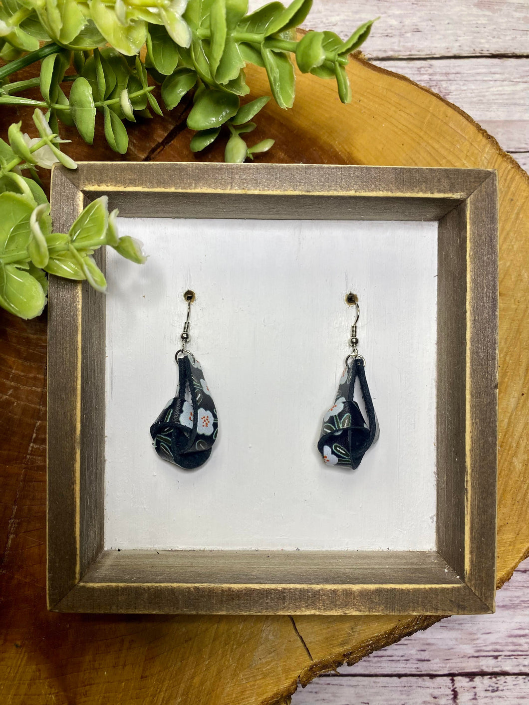 Black Posey Knot earring