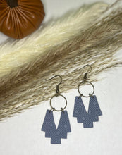 Load image into Gallery viewer, South Western Hoop Clay earring
