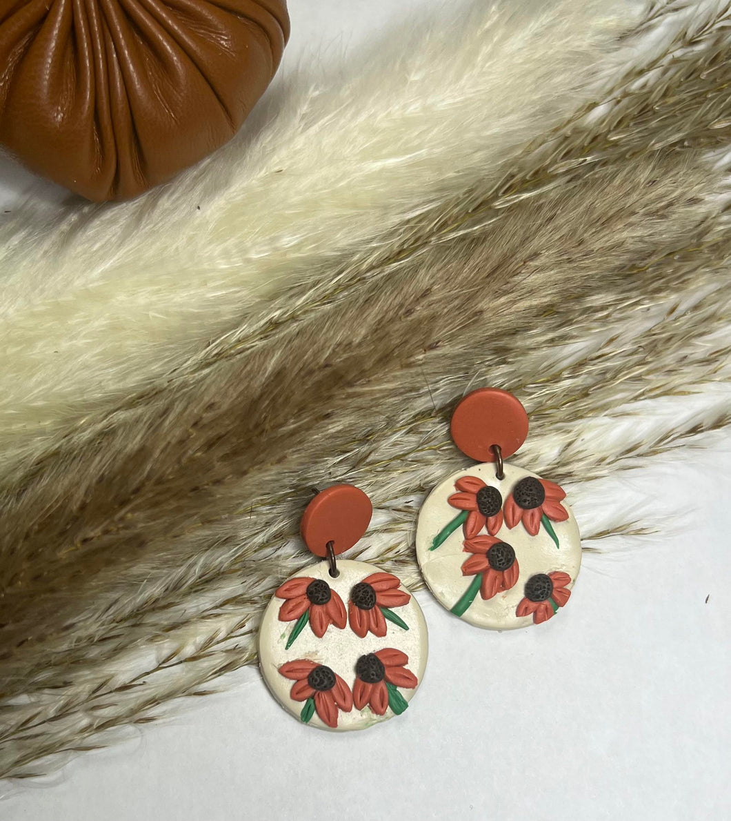 Daisy Drop Clay earring