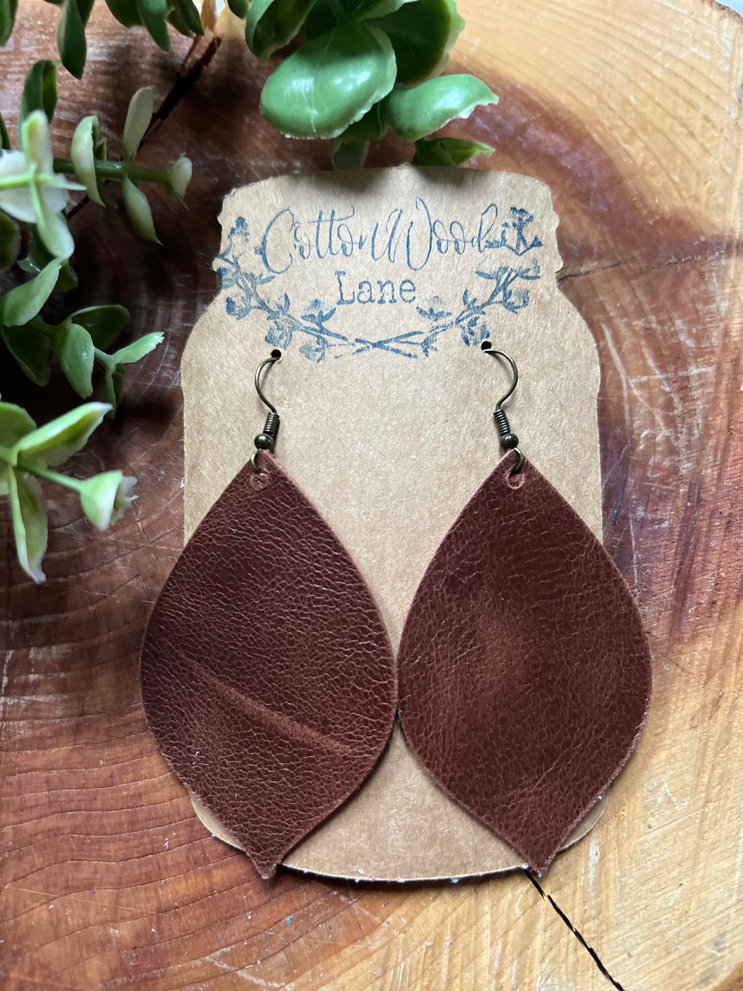 Chocolate Pointed Wide Tear earring