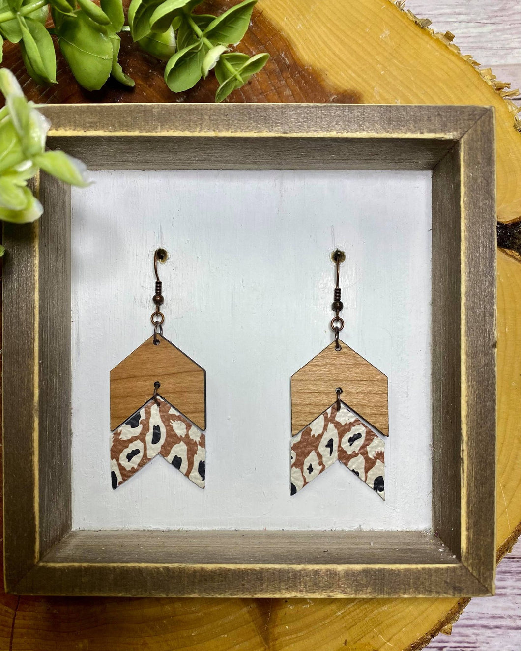 Double Wooden Chevron Black Cheetah earring