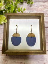 Load image into Gallery viewer, Smokey blue split oval earring
