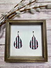 Load image into Gallery viewer, Hey Lover petite teardrop earring
