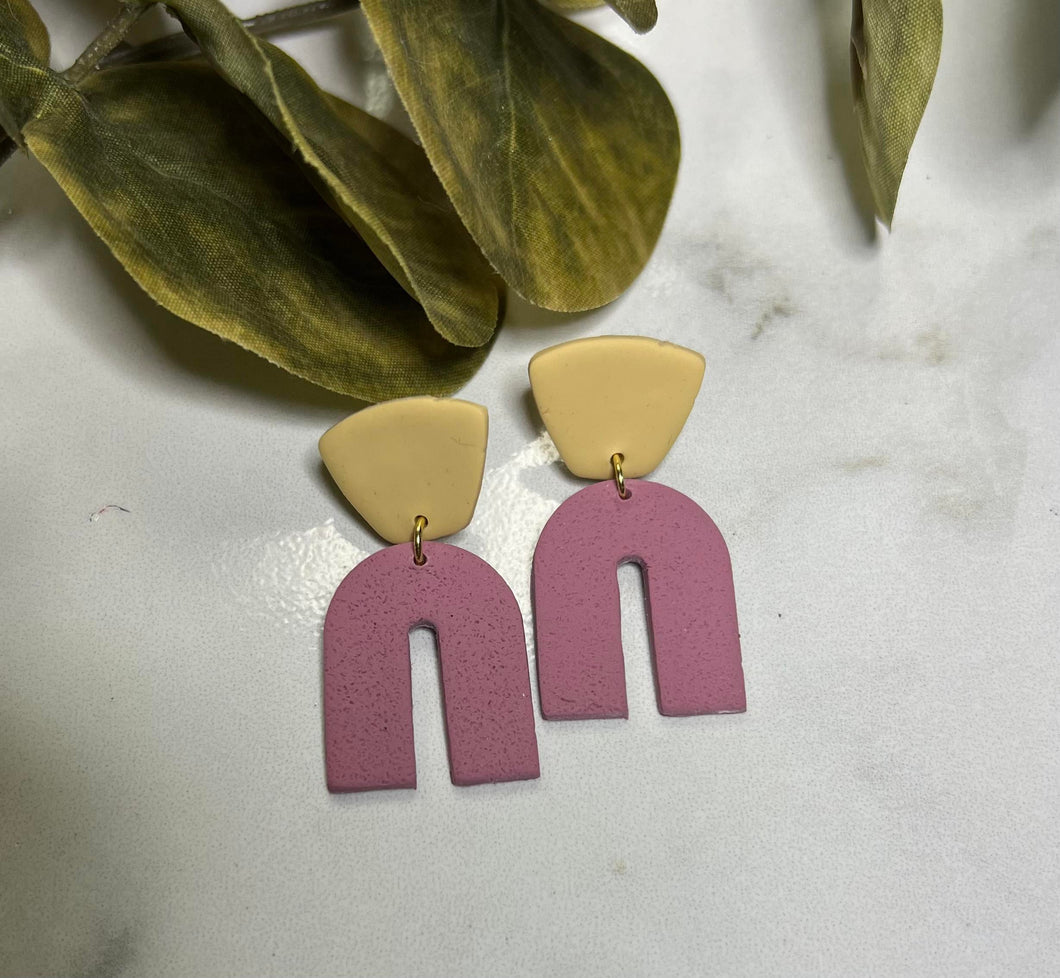 Mauve Arch Clay earring