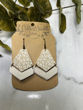 Load image into Gallery viewer, Clay Chevron earring
