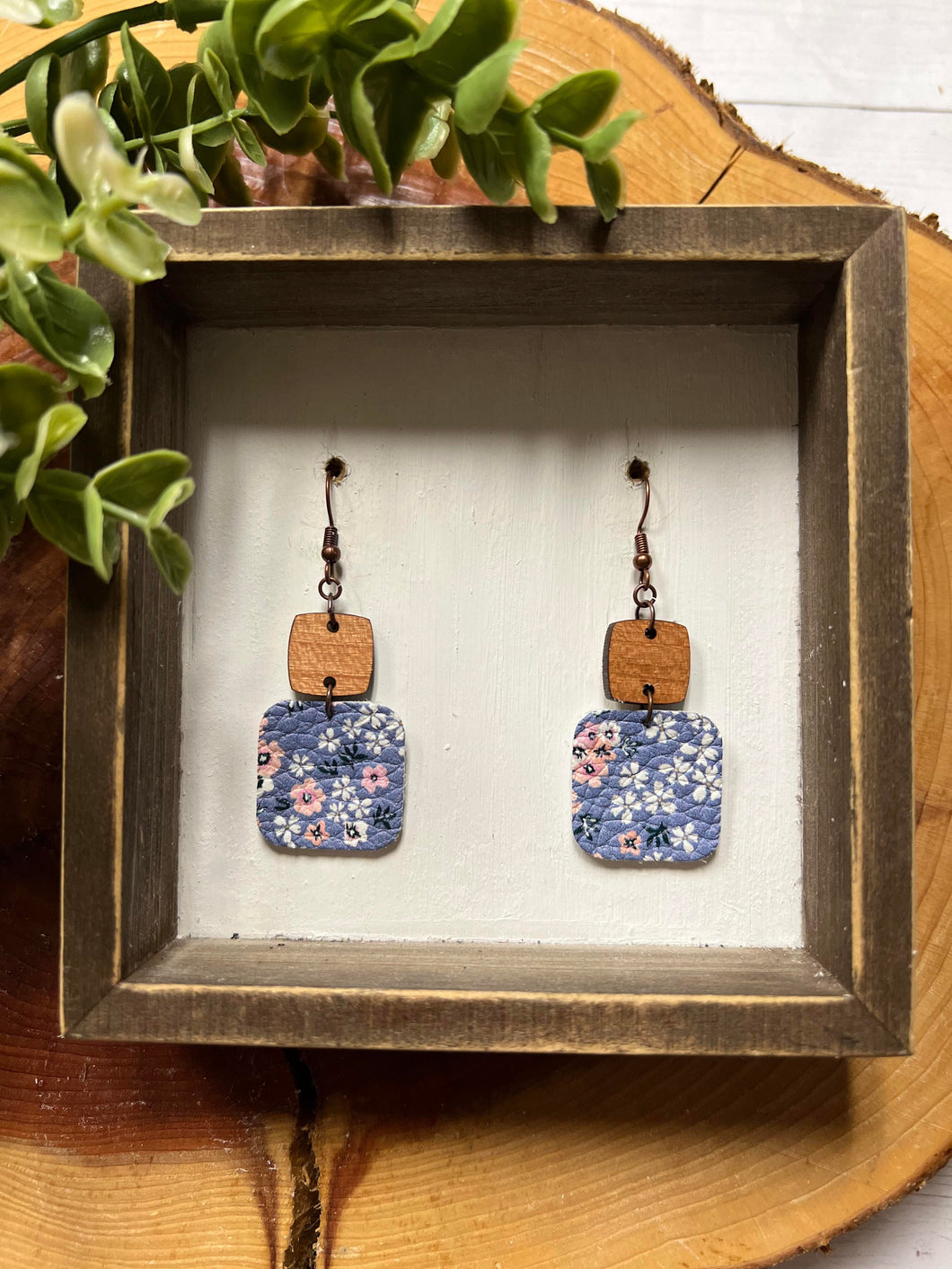 Periwinkle Floral Petite Square earring