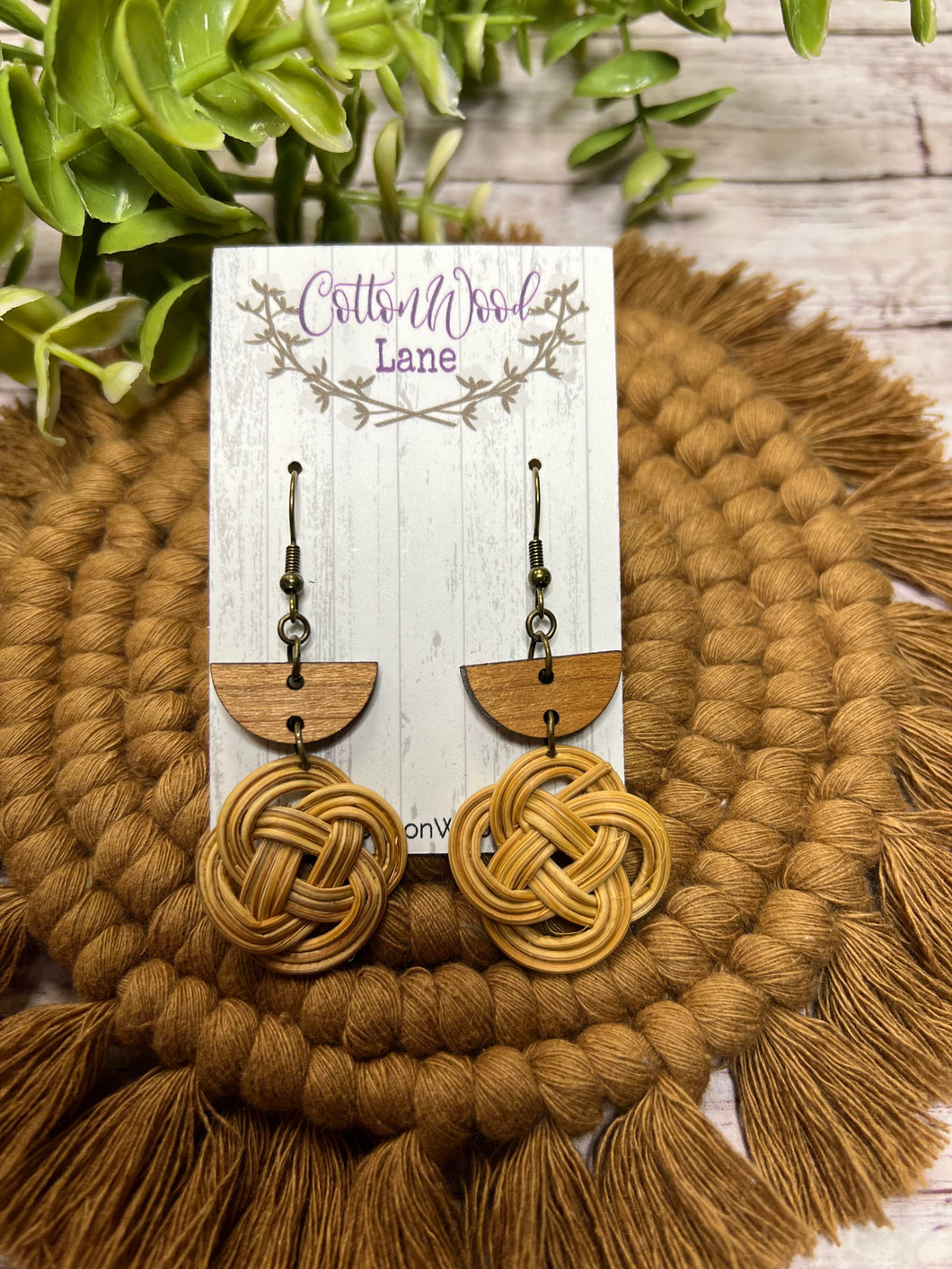 Small Natural Rattan Folded earring