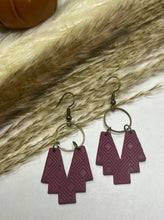 Load image into Gallery viewer, South Western Hoop Clay earring
