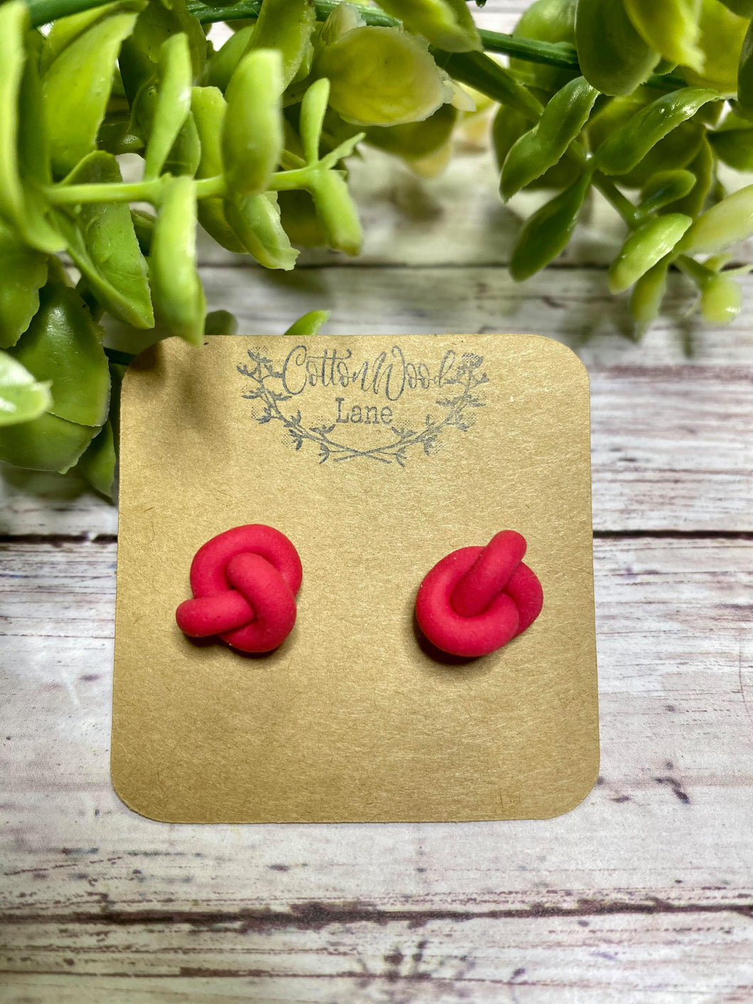 Clay Raspberry Knot stud earring