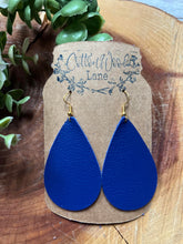 Load image into Gallery viewer, Royal Blue Teardrop earring
