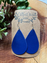 Load image into Gallery viewer, Royal Blue Teardrop earring
