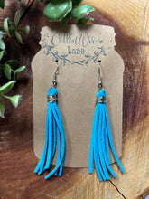 Load image into Gallery viewer, Turquoise Tassel Earring
